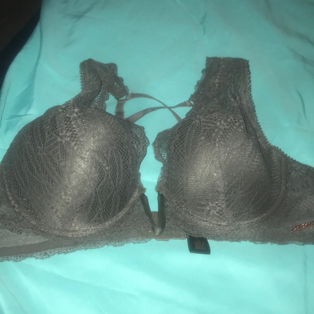 Danskin Lace Underwire Bra - green